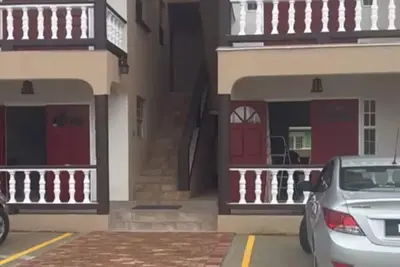 Image de -Cozy, newly built, centrally located apartments, near beach/surfing