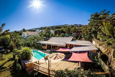 Image de Villa Ô Pieds Nus180m² 8 personnes, Piscine, jardin tropical, parking privé.