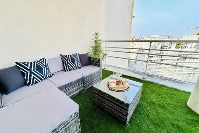 Image de Bel appartement moderne 2 pièces avec terrasse et parking, Paris La Défense