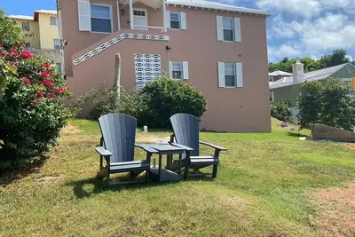 Image de Cozy 2 bedroom, 1 bath Apatment