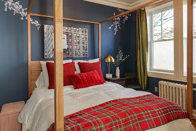 Image de Amazing & Only Steps to Nyc Train