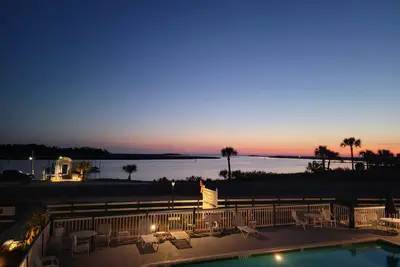 Image de Gorgeous Sunsets. Sunset Place #304   No Cleaning Fees! ! !