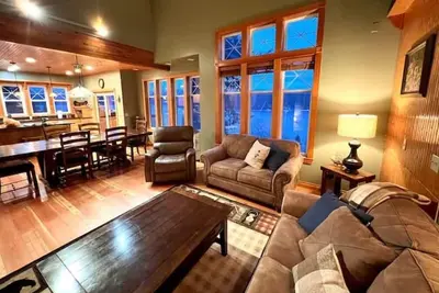 Image de Bayview Beauty close to Silverwood theme Park.