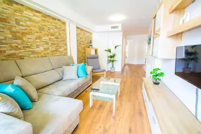 Image de Bel appartement rénové avec wifi et A/C