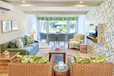 Image de 2br/2ba Ground Floor Apartment in Lush Tropical Garden, 3