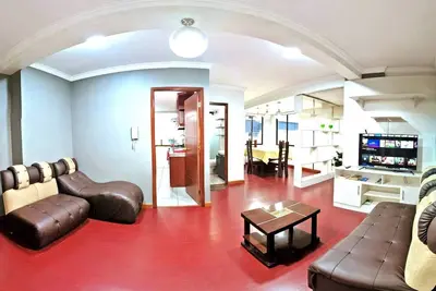 Image de Acogedor y Elegante Apartamento en Sopocachi\n\n