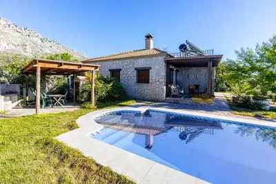Image de Maison de campagne 'Cortijo Era Del Realenguillo' avec vue sur les montagnes, Wi-Fi et climatisation