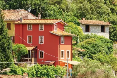 Image de Maison de vacances privée avec Wifi, piscine privée, vue panoramique, parking, près de Viareggio