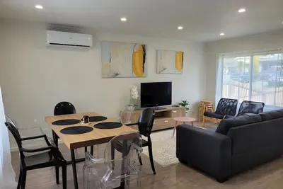 Image de Peaceful Coastal Getaway - Coronet Bay