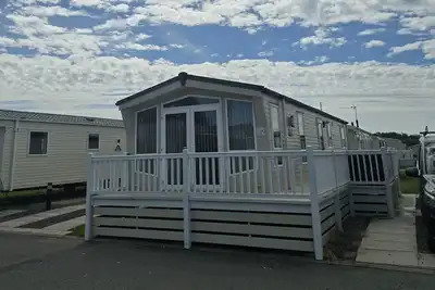 Image de 2 bed Platinum-Sleeps 6-Decking-Free Parking