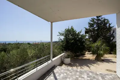 Image de Captivating 2-Bed House
