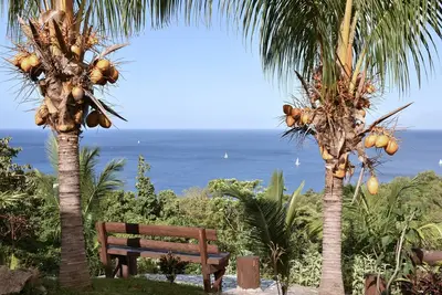 Image de Gorgeous 2 bedroom apartment sea mountain views