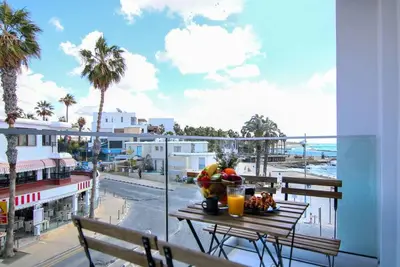 Image de Phaedrus Living: Seaside Luxury Flat Athina 108