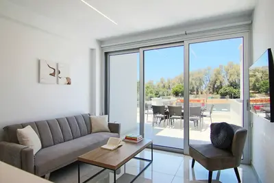 Image de Phaedrus Living: Deluxe Flat Harbour Suites 112