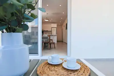 Image de Phaedrus Living: Seaside Luxury Limnaria 172