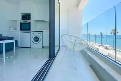 Image de Phaedrus Living: Marina Sea View Flat 214 Gold