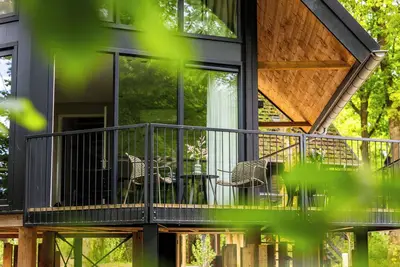 Image de Stay different – pole home with 2 en-suites, perfect for 4 nature lovers.