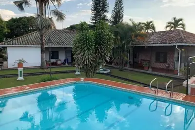 Image de Hermosa y Tranquila Finca con Piscina