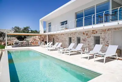 Image de Villa à Ostuni avec 4 chambres à coucher, 8 couchages
