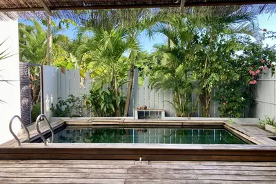 Image de Secluded escape - walk to beach