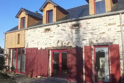 Image de Maison de campagne au calme situé à mi chemin entre Rennes et Nantes.