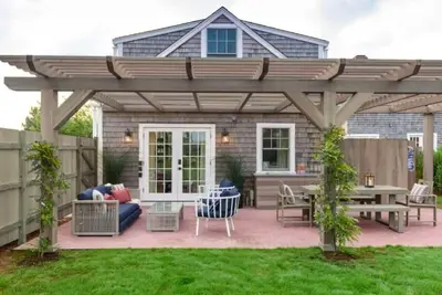 Image de Luxury Nantucket Getaway | Hot Tub