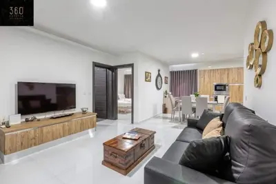 Image de Wonderful 2br home, w/ comfy sofa, Smart Tv & Wifi