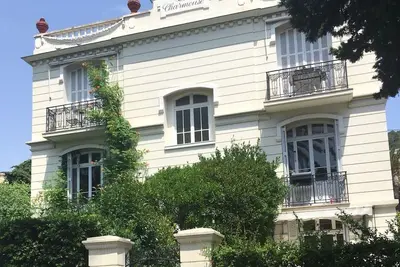 Image de Wunderschöne Wohnung in Jugendstilvilla am Hafen