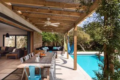 106 Beach House - Cinq Chambres Villa, Couchages 12