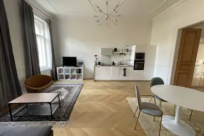 Image de City Center 3, Cozy 2 br in the city center, near New York Cafe!