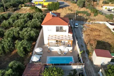 Image de Serenity Retreat Villa, By IdealStay Experience