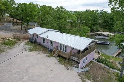 Image de Villa #2 Sleep 10- Bachelor/Bachelorette Parties Welcome!