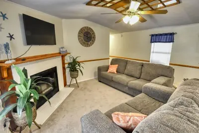 Image de The Ailanthus Cottage