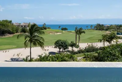 Image de Lux Ocean & Bay Views, 2 Golf Carts, Plunge Pool, Full Access, Cook/Cleaning