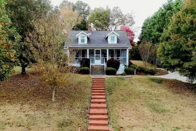Image de Closest to Downtown! Pet Friendly