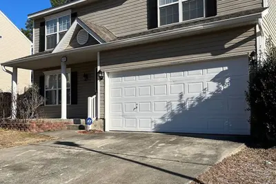 Image de 5br Home Secure, Stylish! \n\n