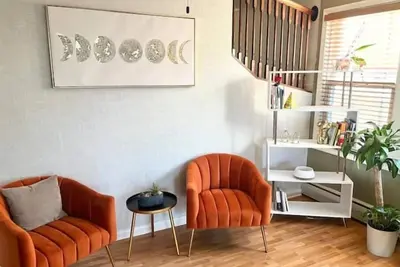 Image de Cozy 3 Bedroom Family Sized Duplex/ 9 mins from Midway airport! \n\n