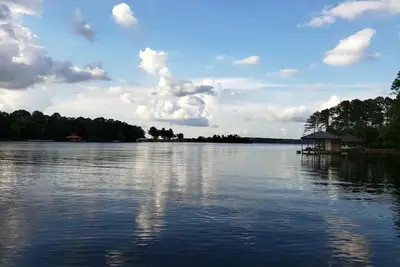 Image de ! ! ! Country Lakehouse! ! ! April Special – 7th- 10th/13th-17th/20th-24th 195. a Nt
