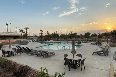 Image de Fountain of the Sun 55+ Community - Beautiful House in an active community!