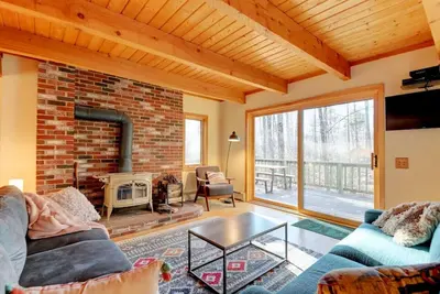 Image de Cozy Mt. Home Tucked Away yet Close to Everything!