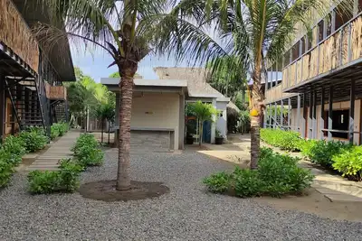 Image de Modern Sustainable Surf Shack - La Saladita