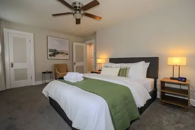 Image de Comfy Oasis 2b/2b Private Home