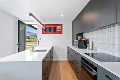 Image de Alpine Escape Summary