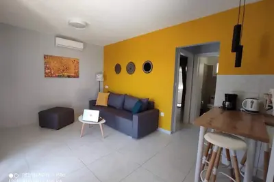 Image de Blue & Green Apts - Dassia, Corfu, 1