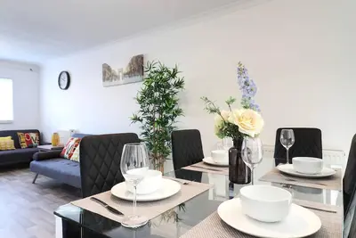 Image de Skyvillion - Valley Way - Maison de 3 chambres Ă Stevenage