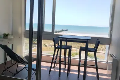 Image de Appartement rénové à Saint Jean de Monts - Face à la mer - Internet rapide