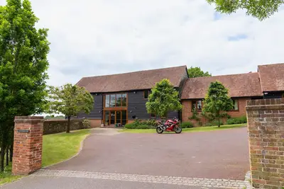 Image de Family and Pet friendly, converted barn in peaceful and picturesque setting