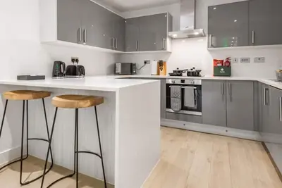 Image de Premium 1 bed 1 bath Apt in Aldershot, Parking