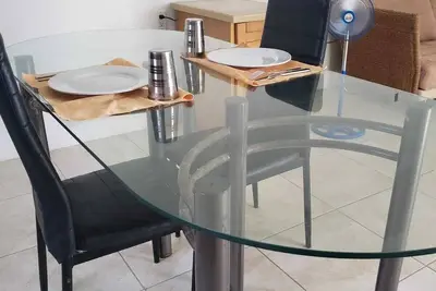 Image de Cozy apartment in Barber. 10 min from parks and beaches. 20 min to downtown.