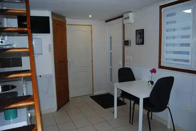 Image de À 15 mn Aéroport Roissy Cdg & 20 min Parc Astérix, Petite maison dans propriété